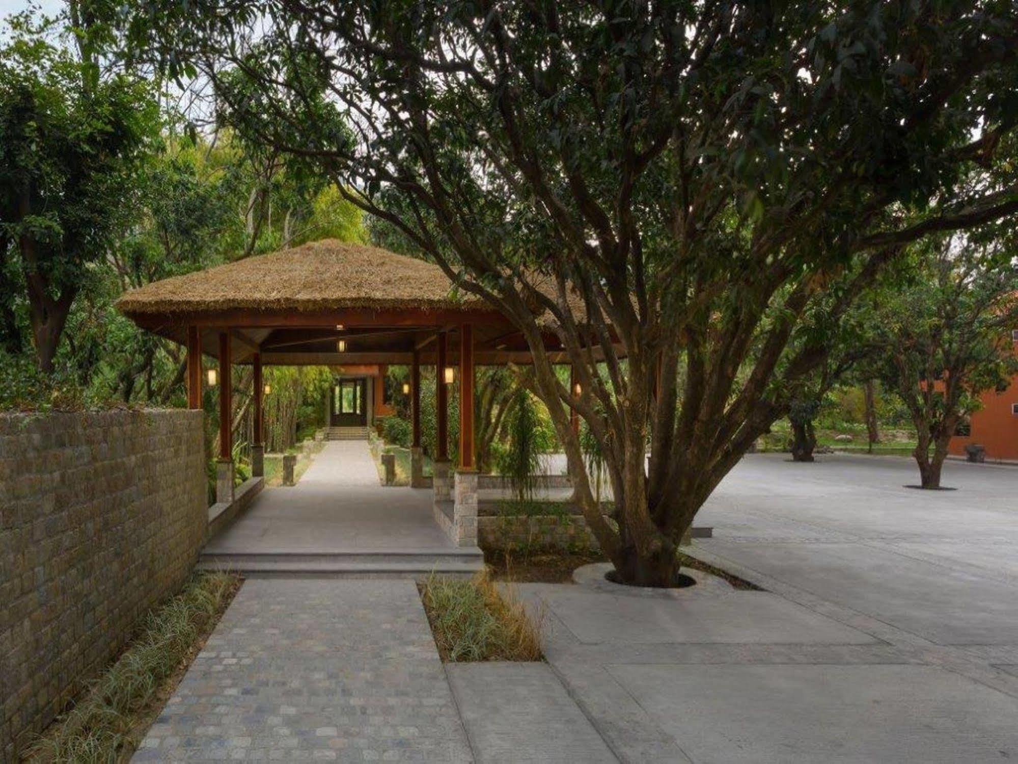 Taj Corbett Resort And Spa Uttarakhand Rāmnagar Exterior foto